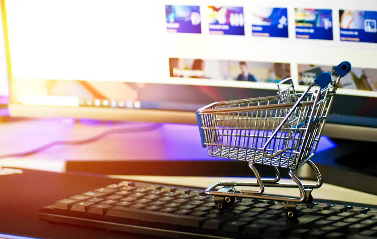 shopping cart on keyboard